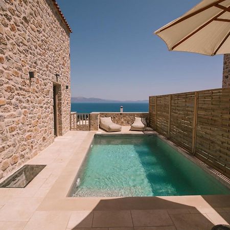 Mani Luxury Suites And Studios In Gytheio With Private Pools Exterior photo