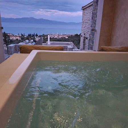 Mani Luxury Suites And Studios In Gytheio With Private Pools Exterior photo