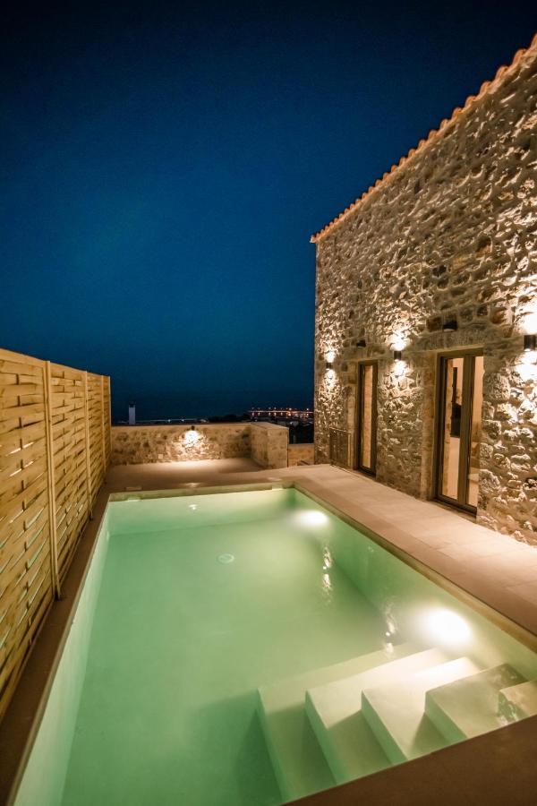 Mani Luxury Suites And Studios In Gytheio With Private Pools Exterior photo