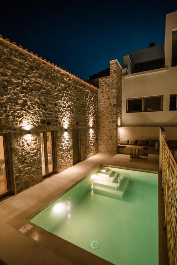 Mani Luxury Suites And Studios In Gytheio With Private Pools Exterior photo