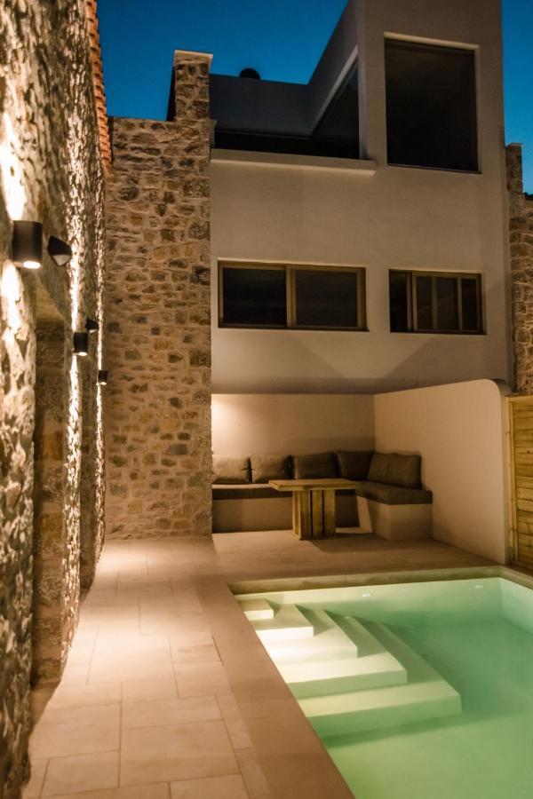 Mani Luxury Suites And Studios In Gytheio With Private Pools Exterior photo