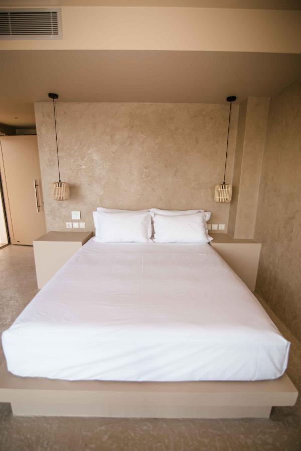 Mani Luxury Suites And Studios In Gytheio With Private Pools Exterior photo