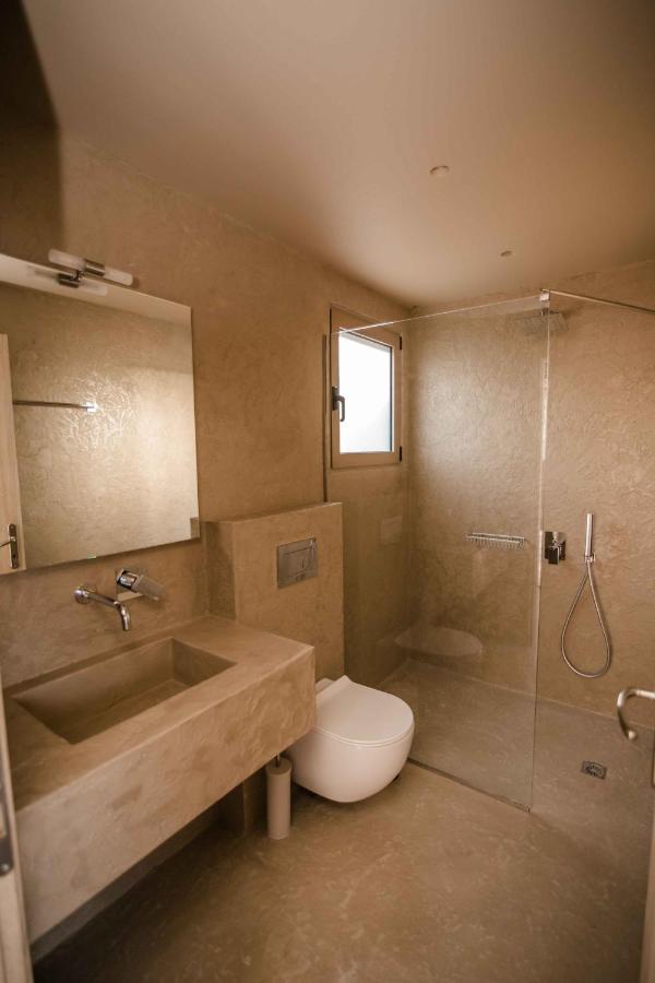 Mani Luxury Suites And Studios In Gytheio With Private Pools Exterior photo