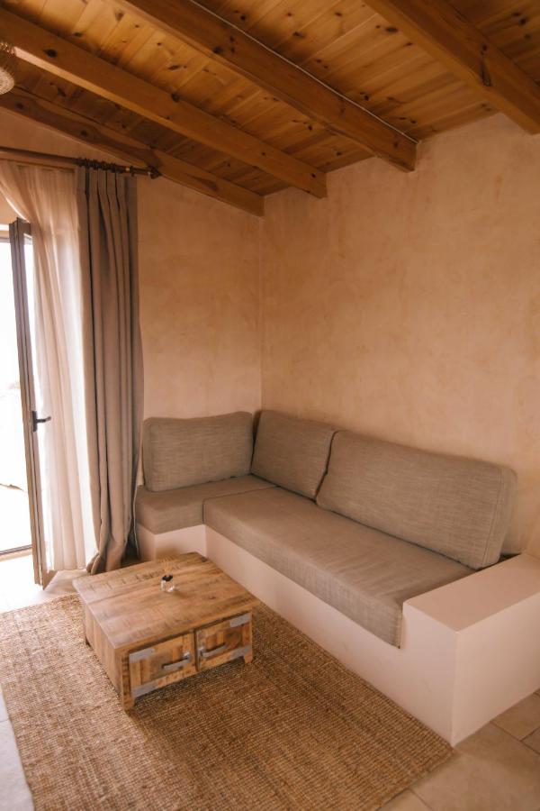 Mani Luxury Suites And Studios In Gytheio With Private Pools Exterior photo