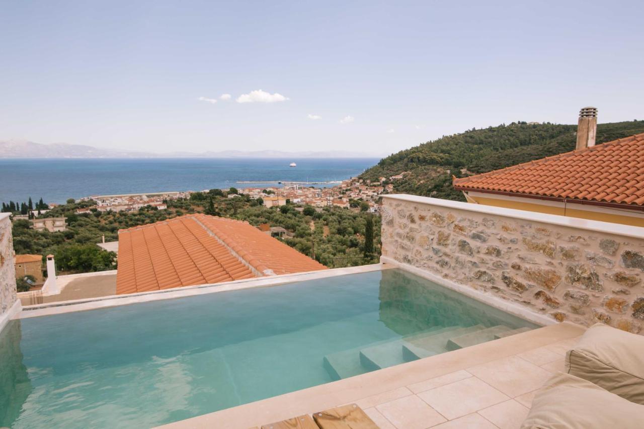 Mani Luxury Suites And Studios In Gytheio With Private Pools Exterior photo
