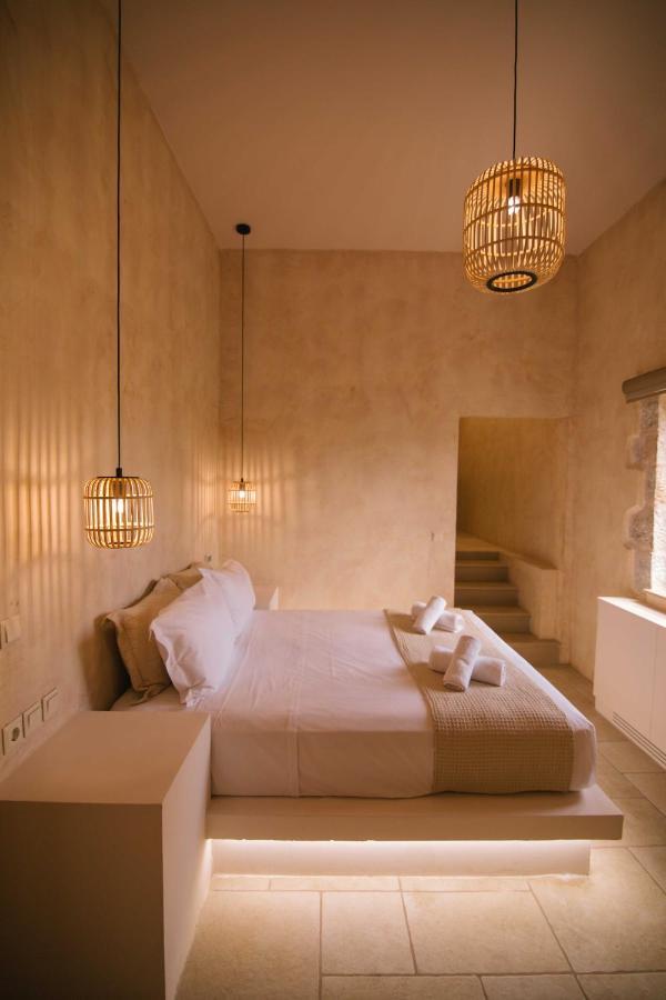 Mani Luxury Suites And Studios In Gytheio With Private Pools Exterior photo