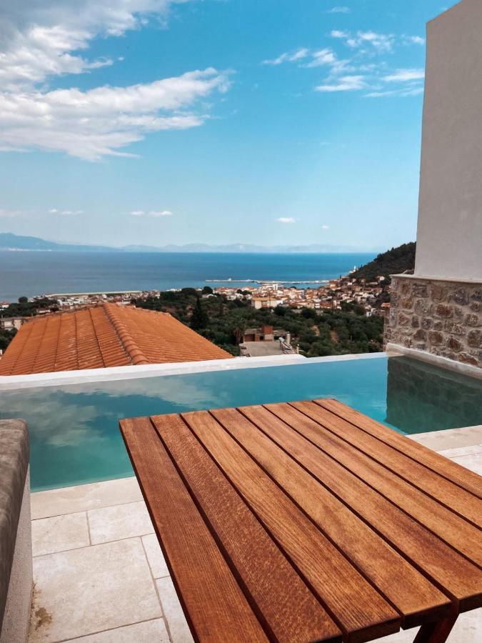 Mani Luxury Suites And Studios In Gytheio With Private Pools Exterior photo