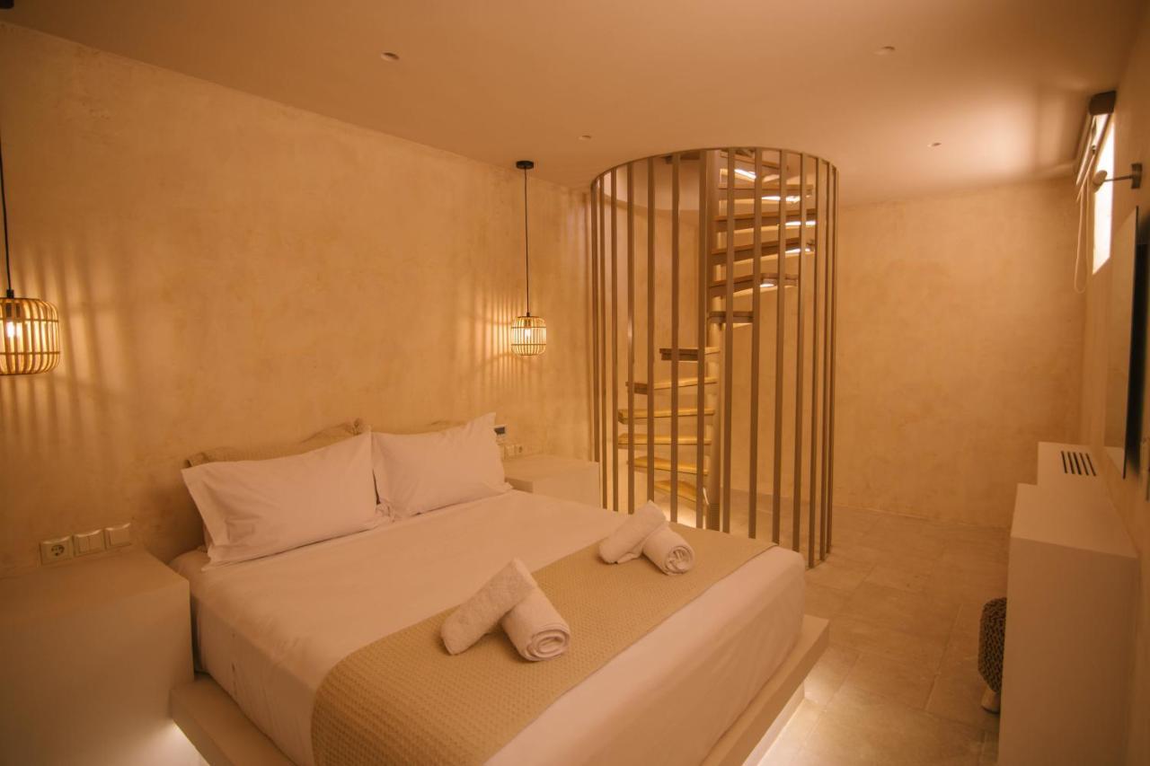 Mani Luxury Suites And Studios In Gytheio With Private Pools Exterior photo