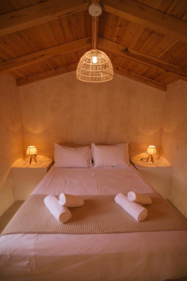 Mani Luxury Suites And Studios In Gytheio With Private Pools Exterior photo