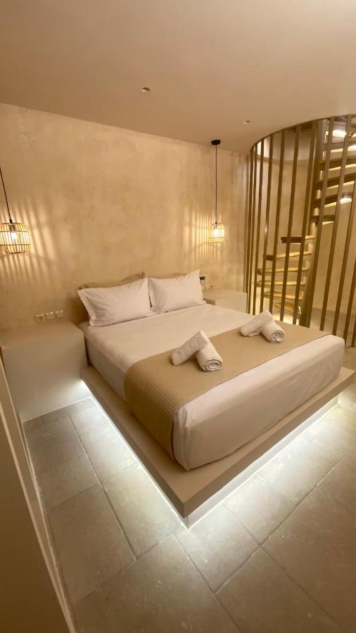 Mani Luxury Suites And Studios In Gytheio With Private Pools Exterior photo